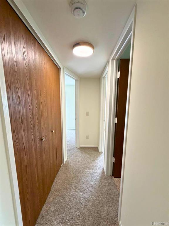 8468 Beatrice, Westland, MI — Photo 17