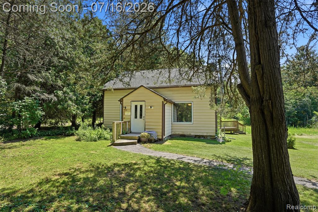 9490 Clark Road, East Lansing, MI 48823 — front exterior