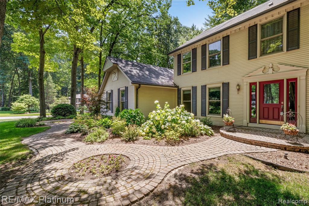 2250 Pepperidge Trail, Brighton, MI 48114 — Photo 35