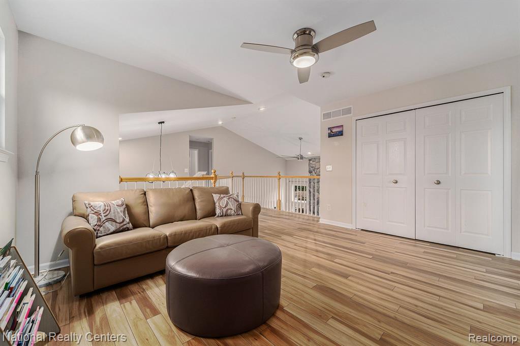 3065 FENVIEW Drive, Ann Arbor, MI 48108 — Photo 25