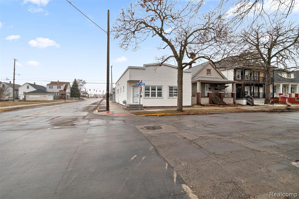 12001 Saint Aubin Street, Hamtramck, MI 48212 — Photo 55