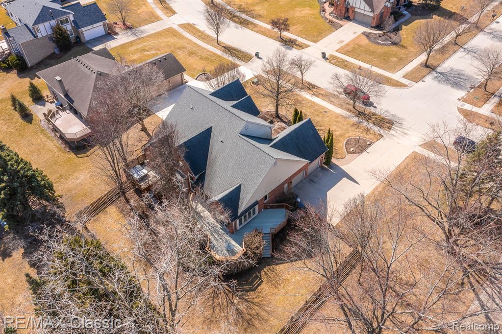 6904 GRANGER Drive, Troy, MI 48098 — Photo 54