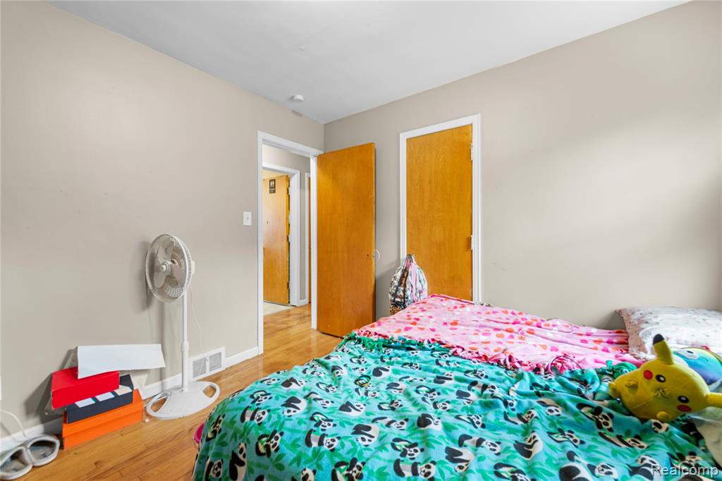911 Sherbourne Street, Inkster, MI 48141 — Photo 12