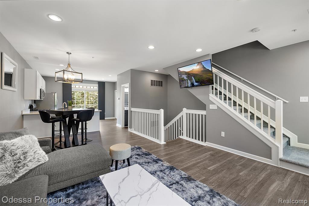 527 Lewis Street, Birmingham, MI 48009 — Photo 9