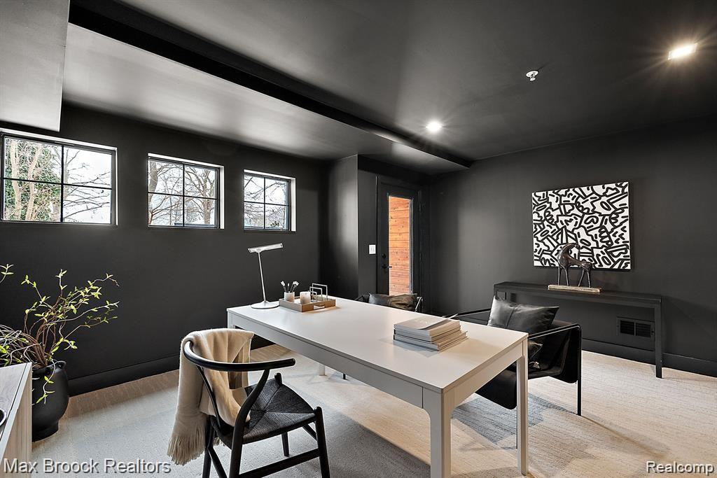 533 E Harrison Avenue, 19, Royal Oak, MI 48067 — Photo 3