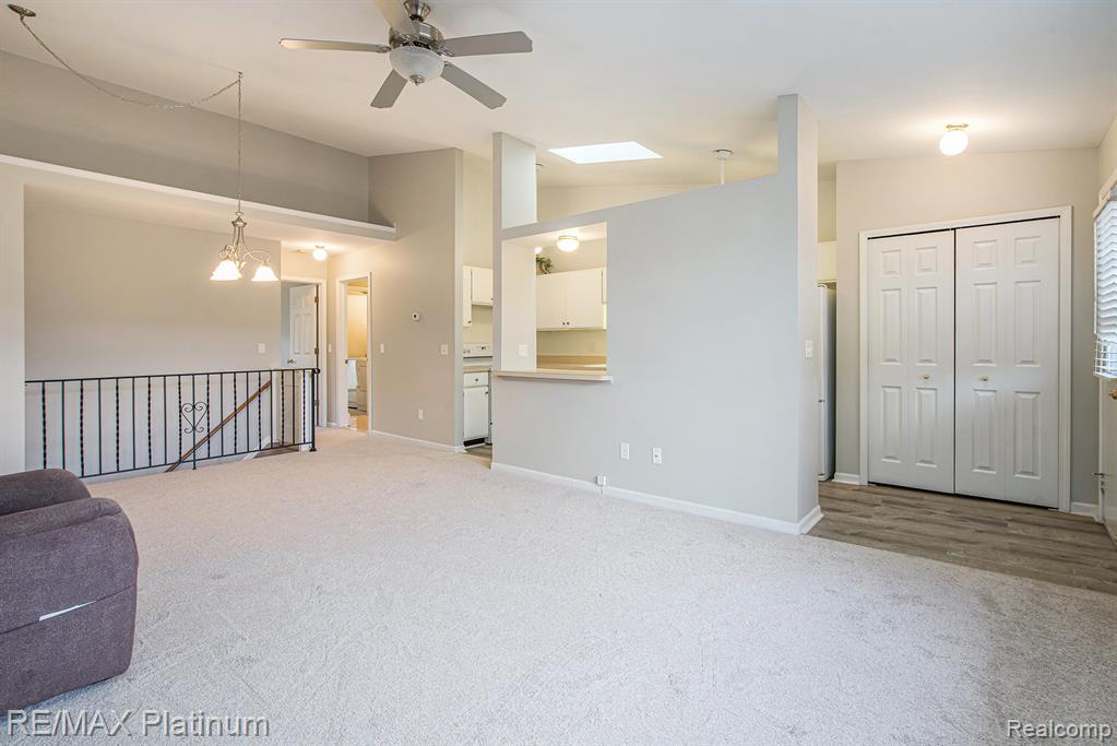 61961 Yorktown, 4, South Lyon, MI 48178 — Photo 3