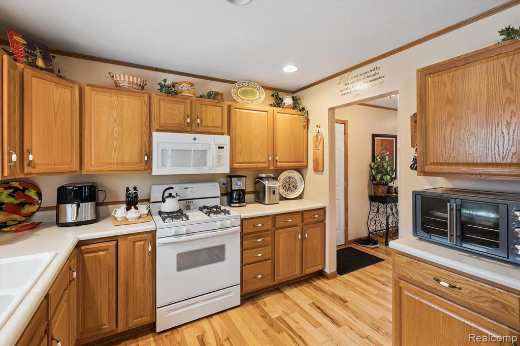 10069 Fisher Lake Road, St. Helen, MI 48656 — Photo 14