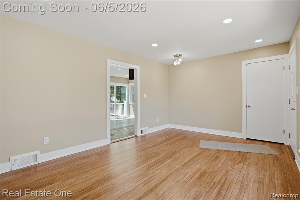 33441 Alta Street, Garden City, MI — Photo 7