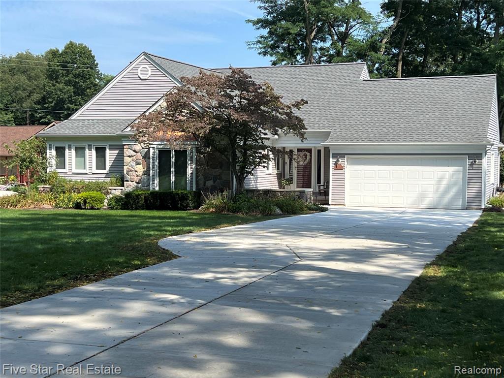 4950 Whitlow Court, Commerce Twp, MI 48382 — front exterior