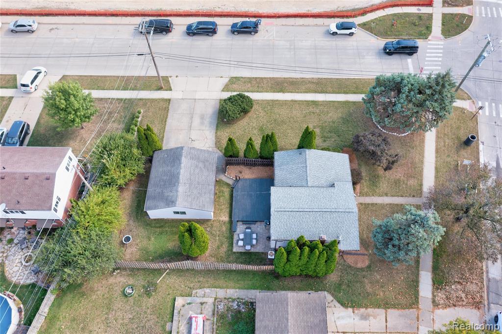 908 W Elmwood Avenue, Clawson, MI — Photo 38