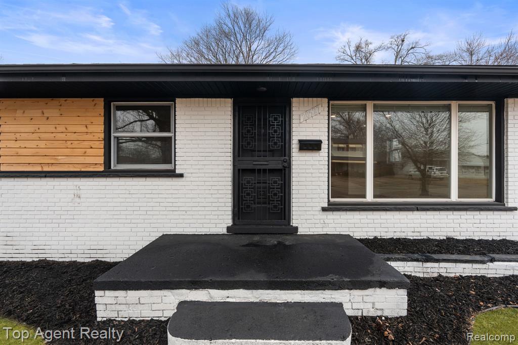 20527 Chapel Street, Detroit, MI 48219 — Photo 48