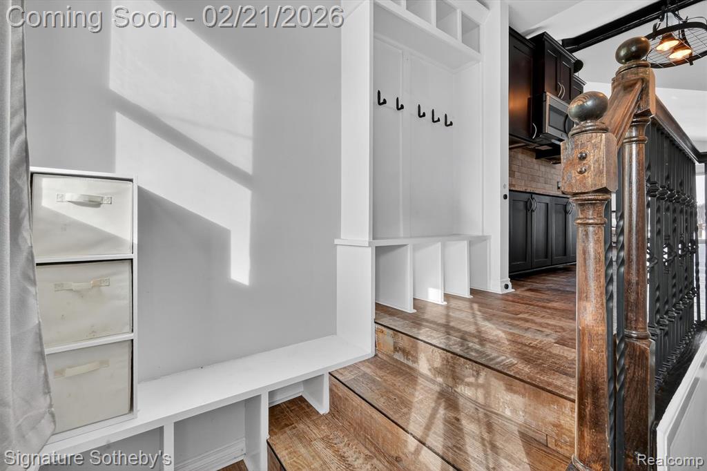 6832 Brightwood Court, Waterford, MI 48327 — Photo 8