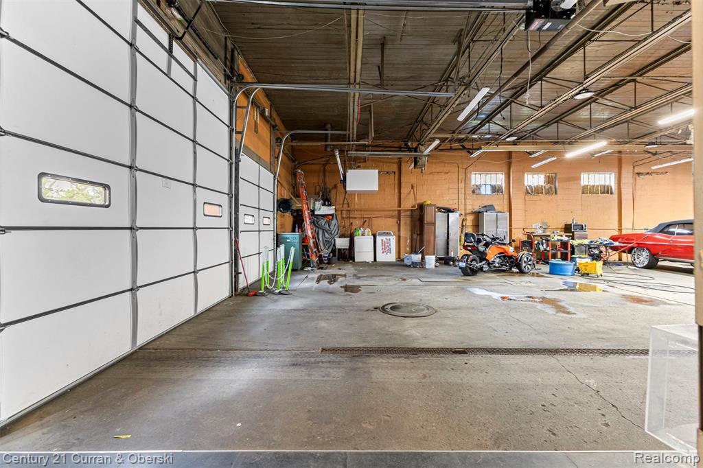 8301 W Chicago, Southgate, MI 48204 — Photo 20