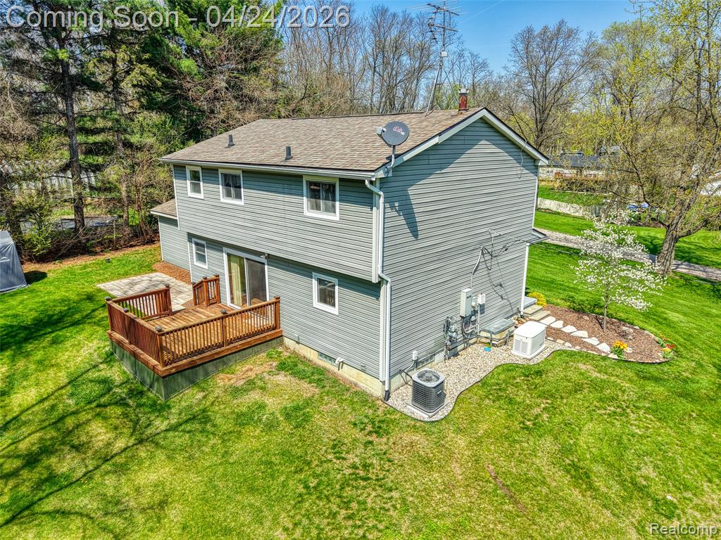 6056 Superior Drive, Brighton, MI 48116 — Photo 11
