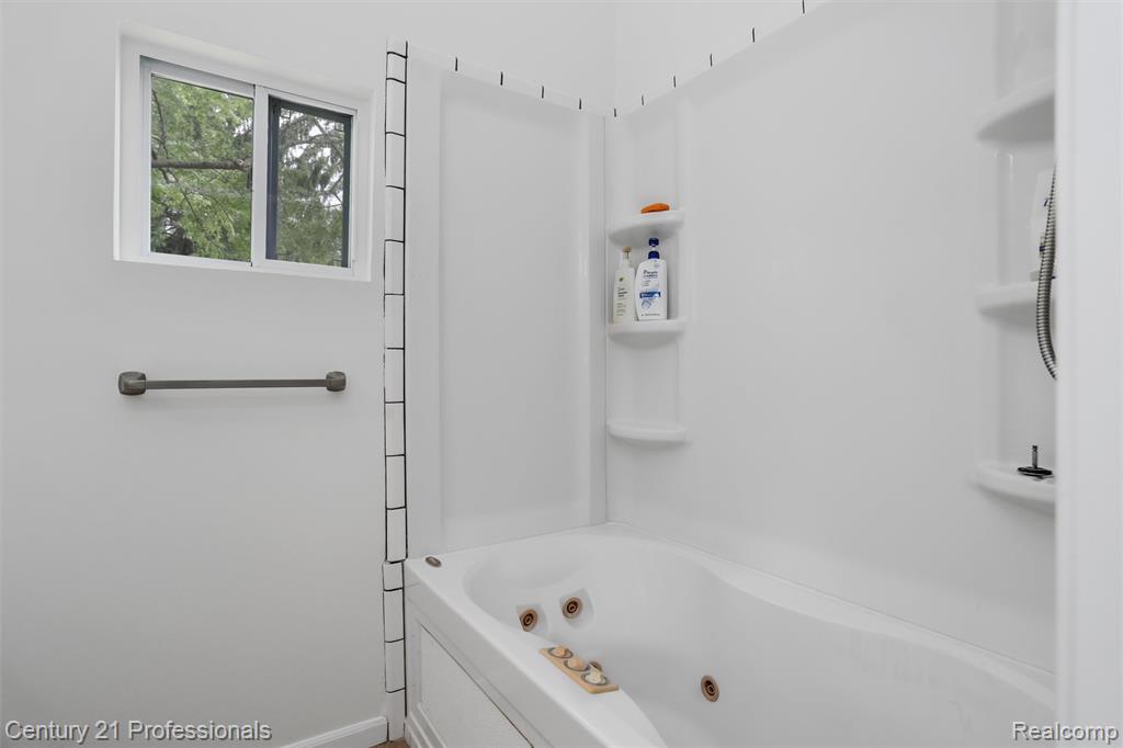 11300 Andersonville Road, Davisburg, MI 48350 — Photo 18