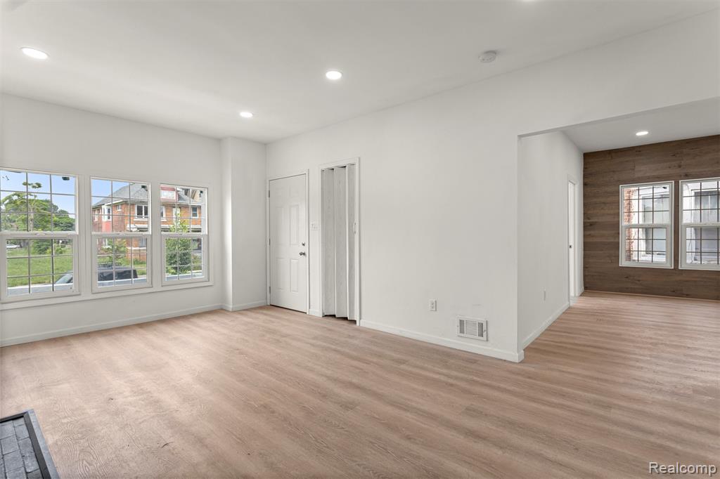 7432 Churchill Street, Detroit, MI 48206 — Photo 8