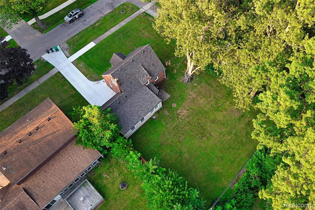 31979 Kathryn Street, Garden City, MI — Photo 15