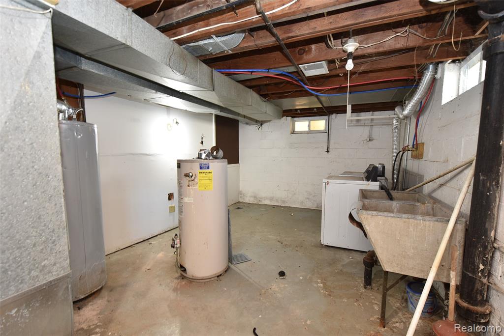 4602 Camden Avenue, Flint, MI 48507 — Photo 31