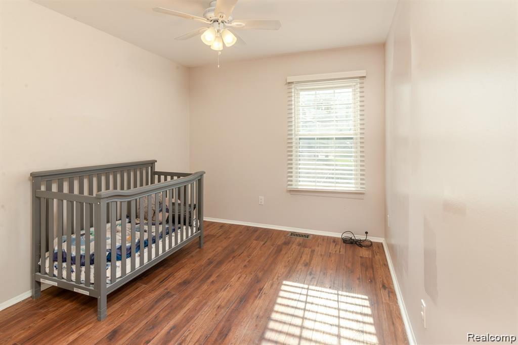 23465 Danberry Lane, Novi, MI — Photo 12