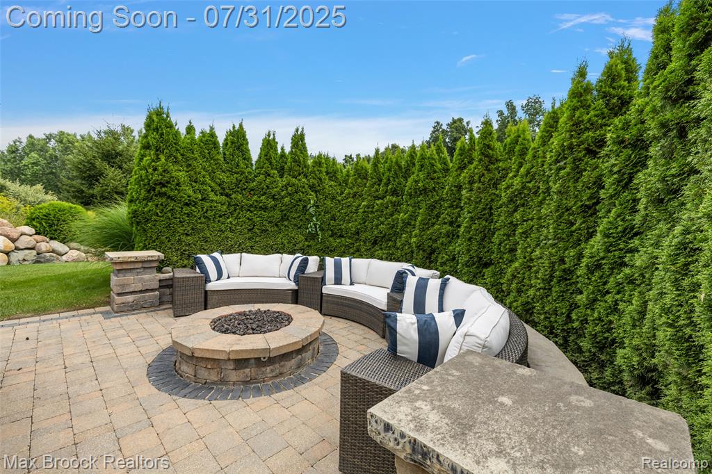 8926 Stonewall W, Clarkston, MI 48348 — Photo 4