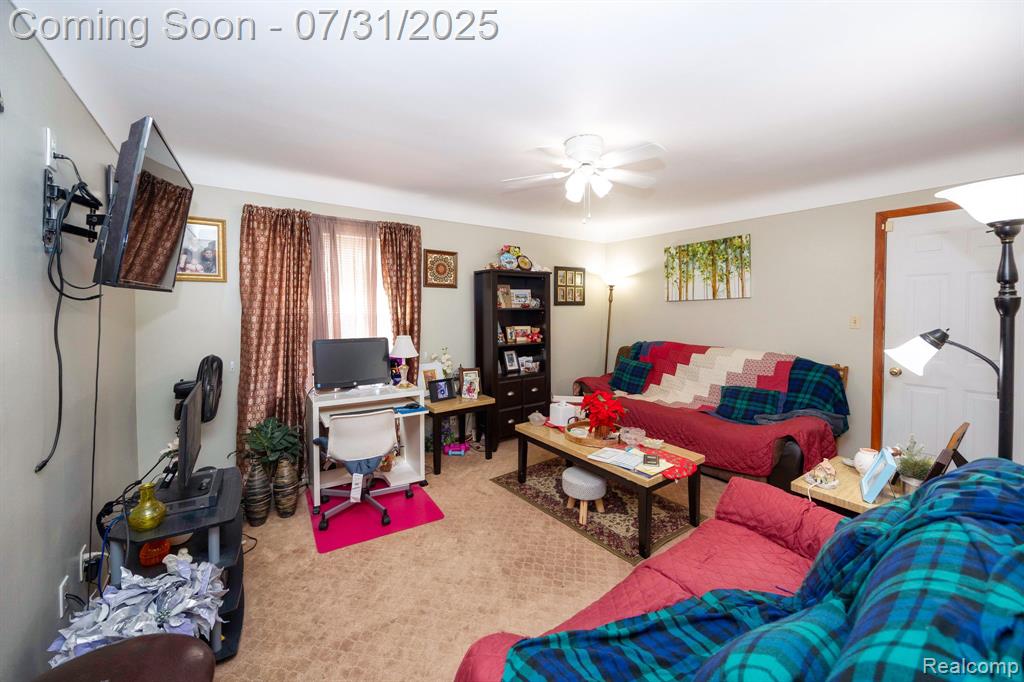 7833 W Morrow Circle, Dearborn, MI 48126 — Photo 25