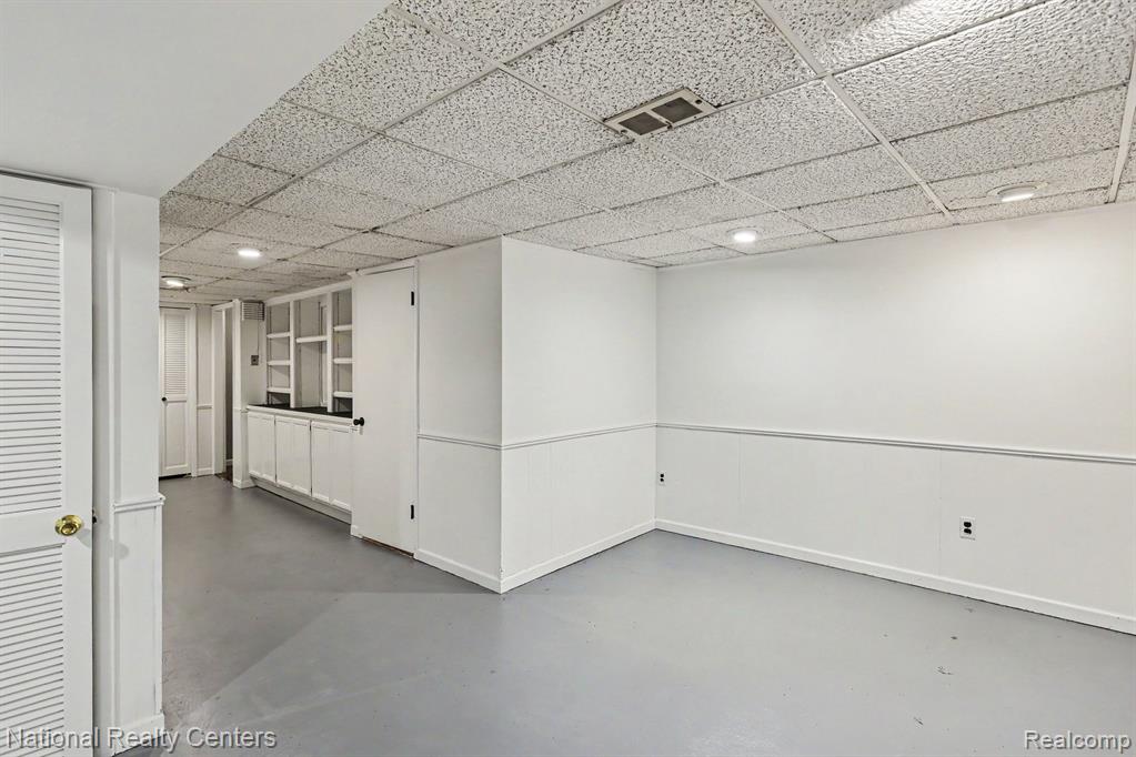 753 Oak Brook Ridge Drive, Rochester Hills, MI 48307 — Photo 18