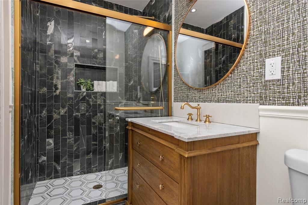2295 Atkinson Street, Detroit, MI 48206 — Photo 54