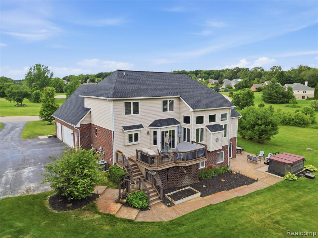 1232 Thorn Ridge Drive, Howell, MI 48843 — Photo 3