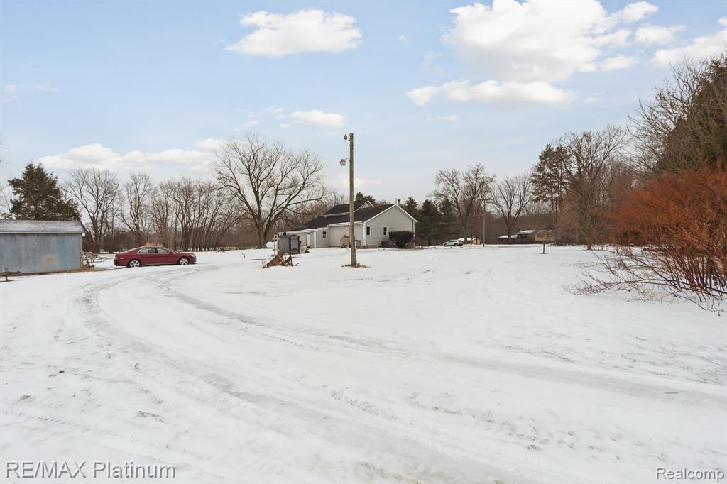 7366 W ALLEN Road, Fowlerville, MI 48836 — Photo 32