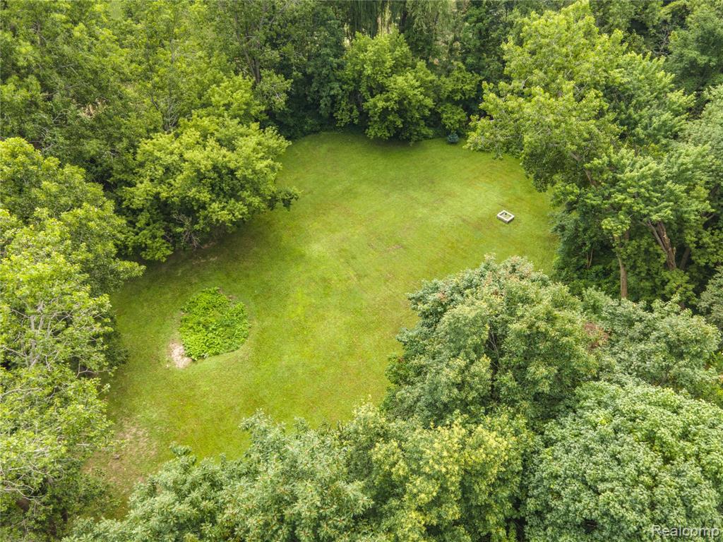 7244 Schoolcraft Drive, Davison, MI 48423 — Photo 8