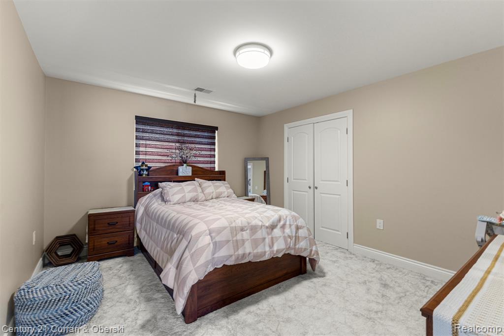 6804 Centralia Street, Dearborn Heights, MI 48127 — Photo 26