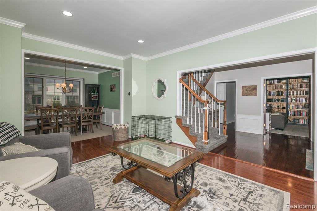 46009 WINDRIDGE Lane, Canton, MI 48188 — Photo 12