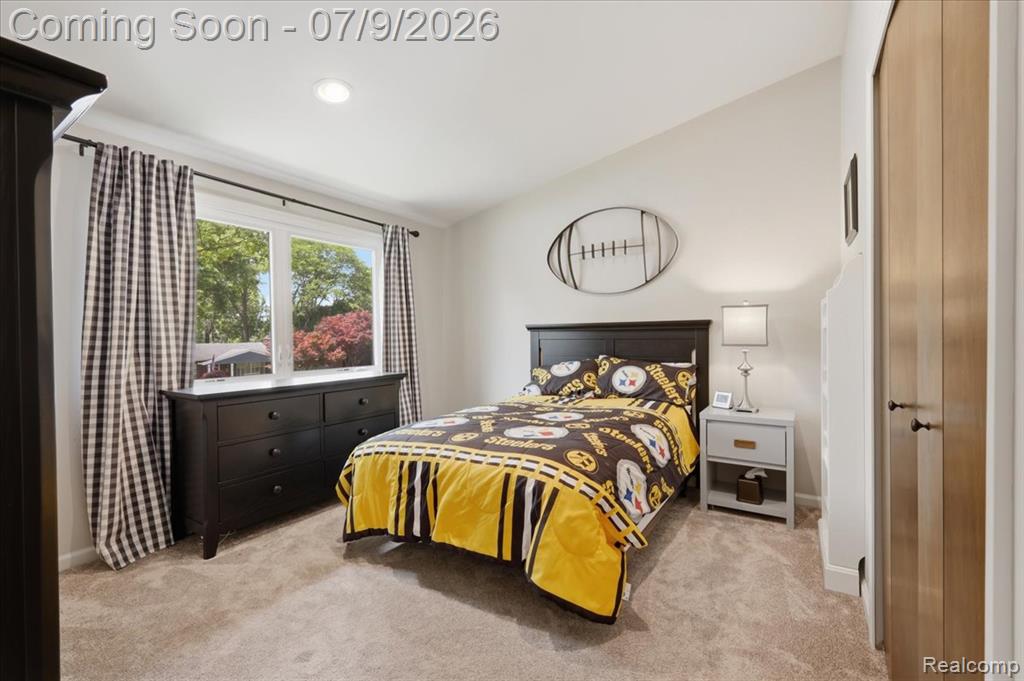 423 S Cranbrook Cross Road, Bloomfield Hills, MI 48301 — Photo 35