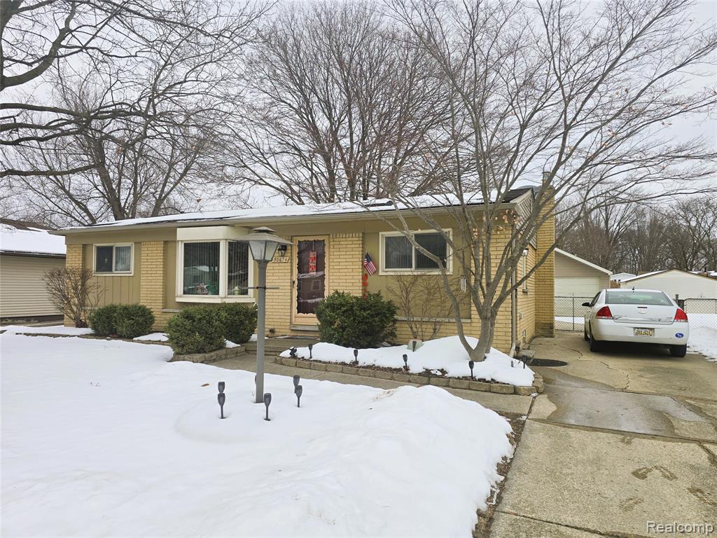 50674 Bower Drive, Chesterfield, MI 48047 — Photo 2