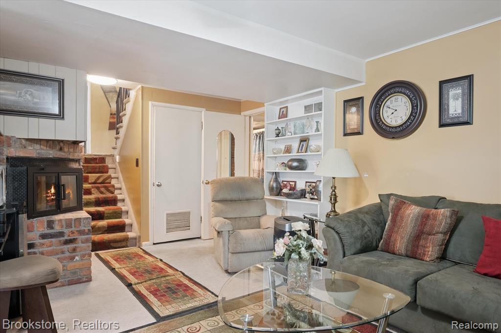 4665 W Maple Road, Bloomfield Hills, MI 48301 — Photo 33