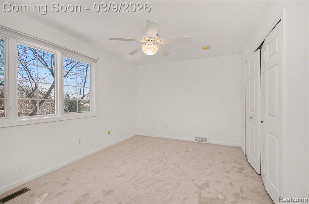 4280 Woodlands, Orchard Lake Village, MI 48323 — Photo 27