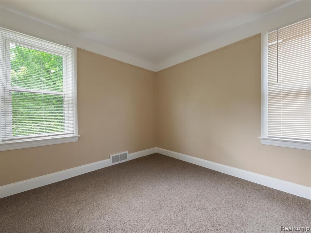 9161 Lakepointe Street, Detroit, MI 48224 — Photo 6