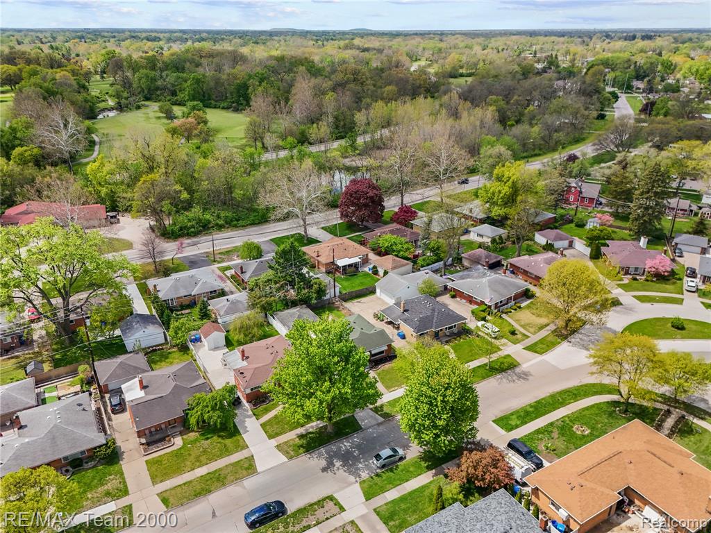 8551 Rockland Street, Dearborn Heights, MI 48127 — Photo 8
