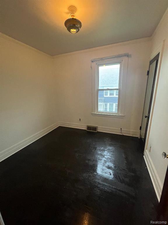 5024 Seminole, Detroit, MI 48213 — Photo 6