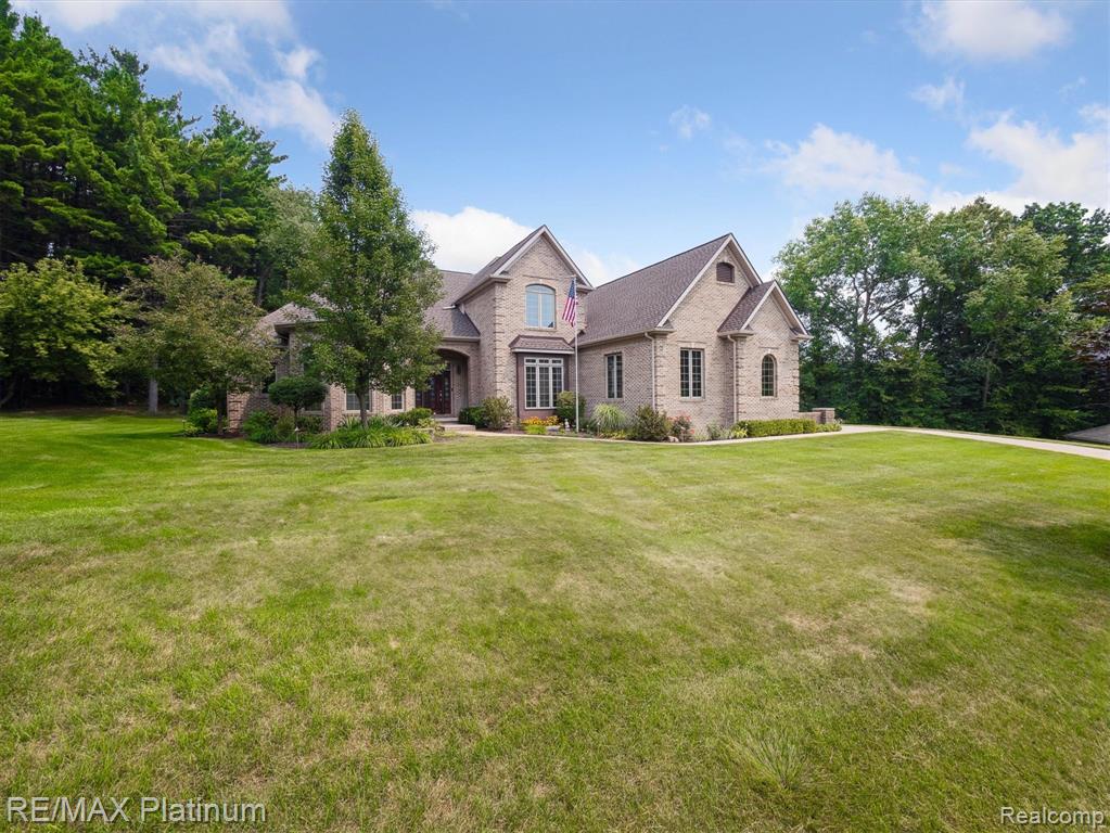 9071 Thornapple Drive, Pinckney, MI 48169 — Photo 73