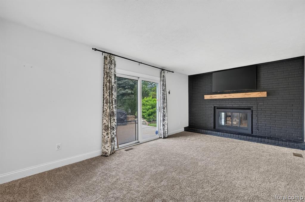 9664 Alger Drive, Brighton, MI 48114 — Photo 35