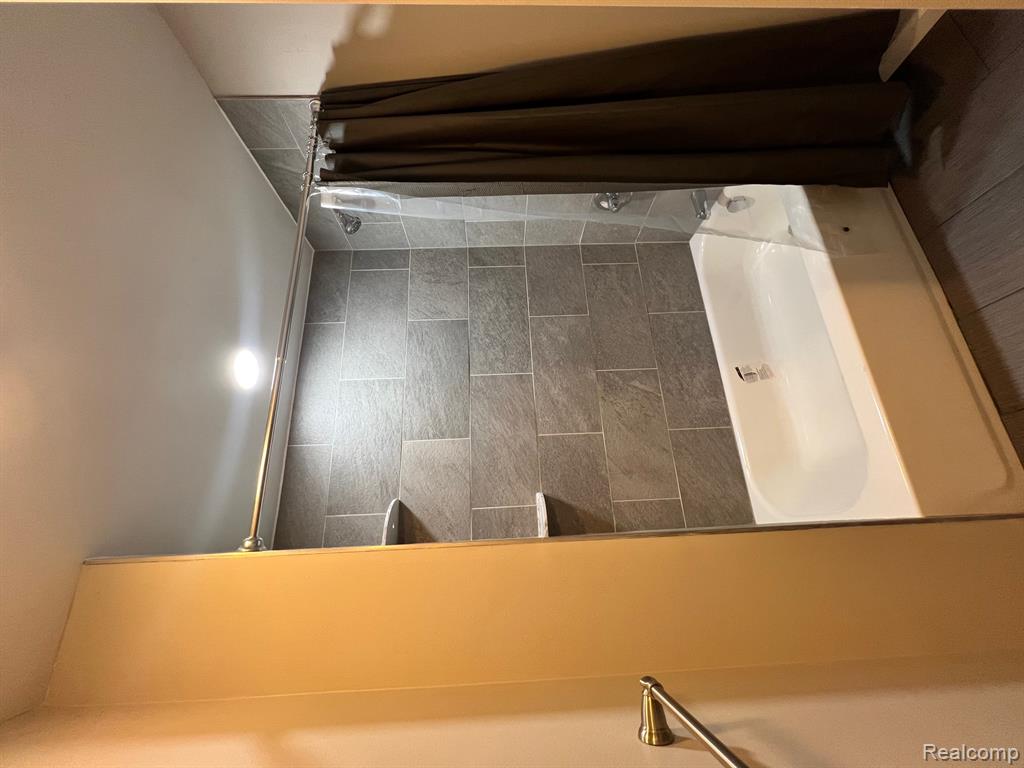 2912 Garland Street, Detroit, MI 48214 — Photo 16