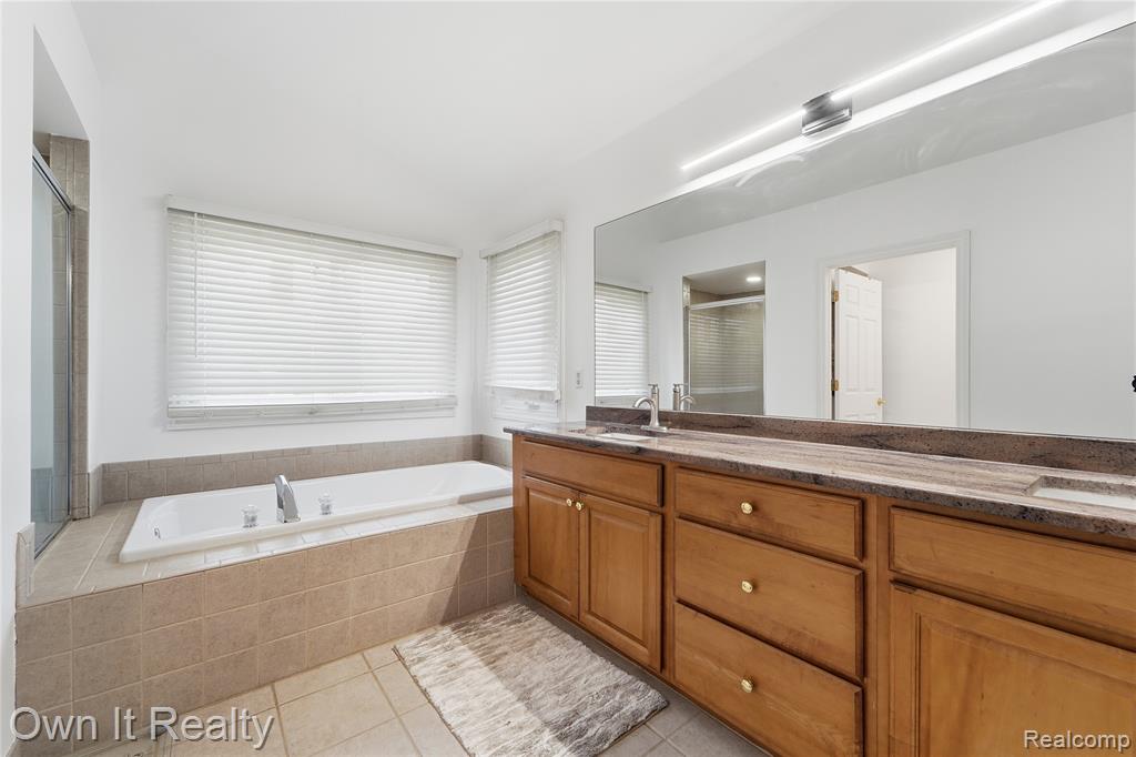 48280 Gladstone Road, Canton, MI 48188 — Photo 35