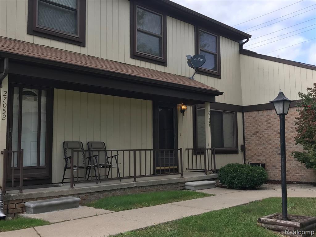 27048 Winchester Street, Brownstown, MI 48183 — front exterior