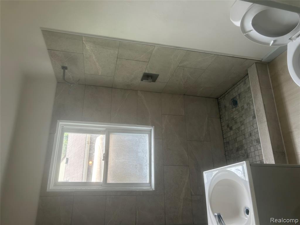 552 N Harris Road, Ypsilanti, MI 48198 — Photo 7