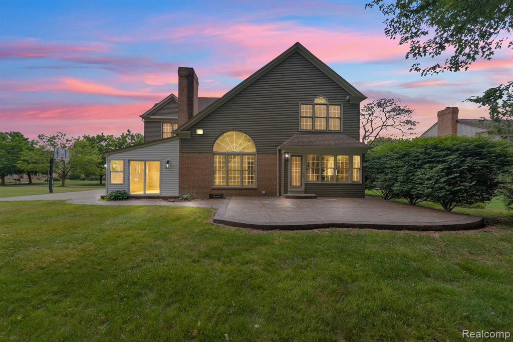 47974 Deer Trail Drive, Canton, MI 48187 — Photo 2