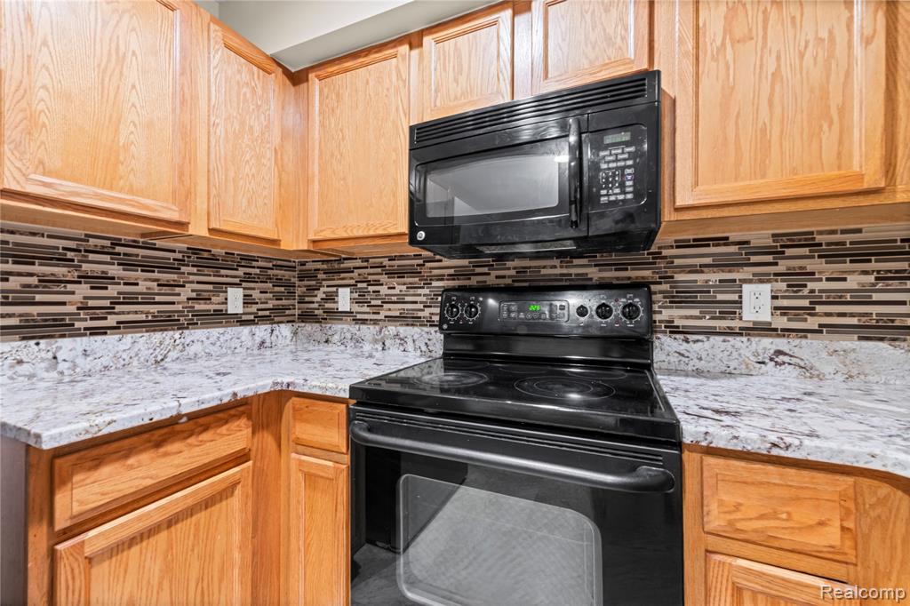 1156 Faulkner, Troy, MI 48083 — Photo 10