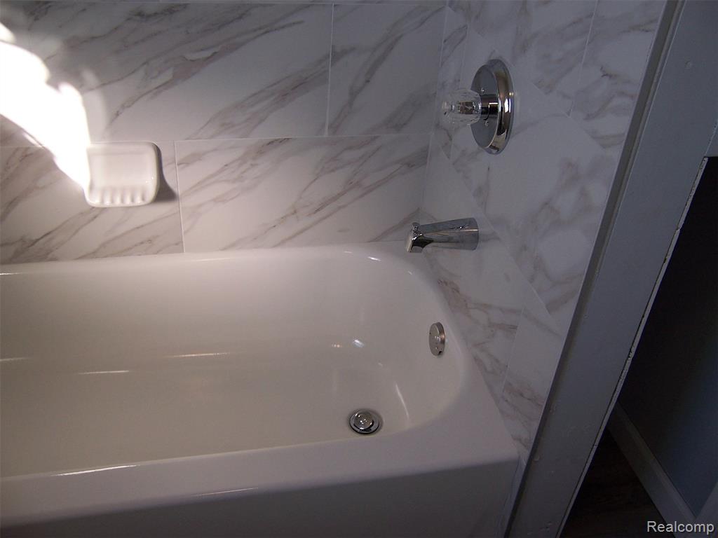 3255 Harrington Road, Port Huron, MI 48060 — Photo 25