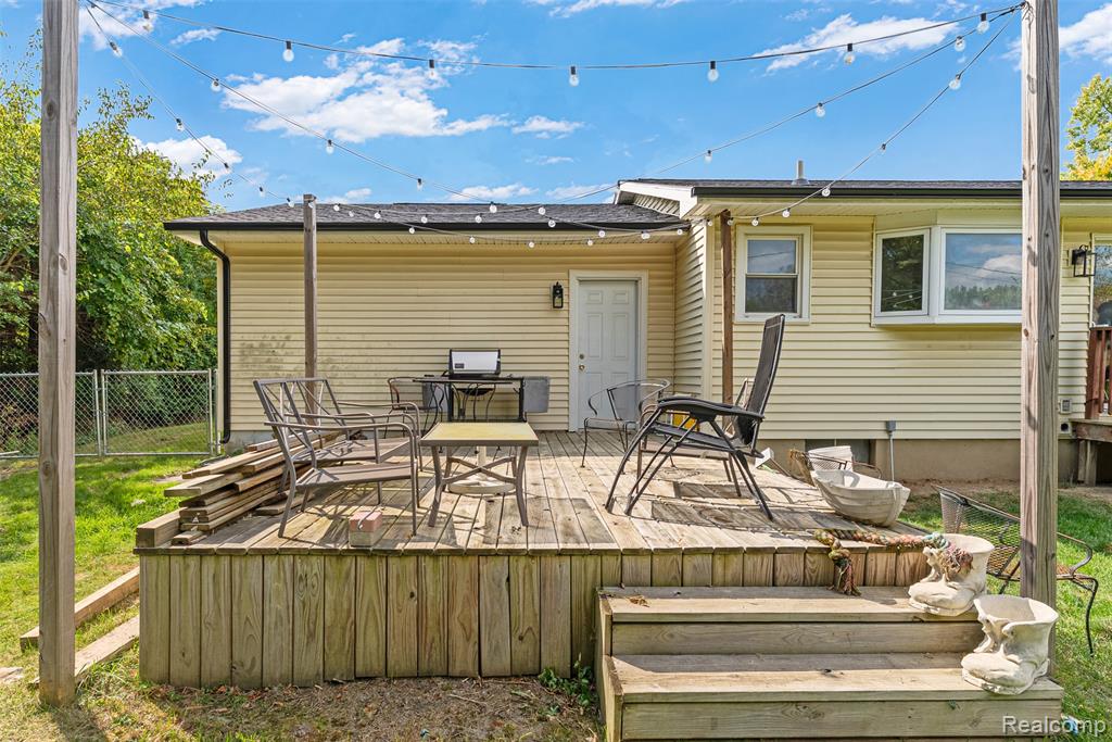 5236 Old Franklin Road, Grand Blanc, MI 48439 — Photo 30