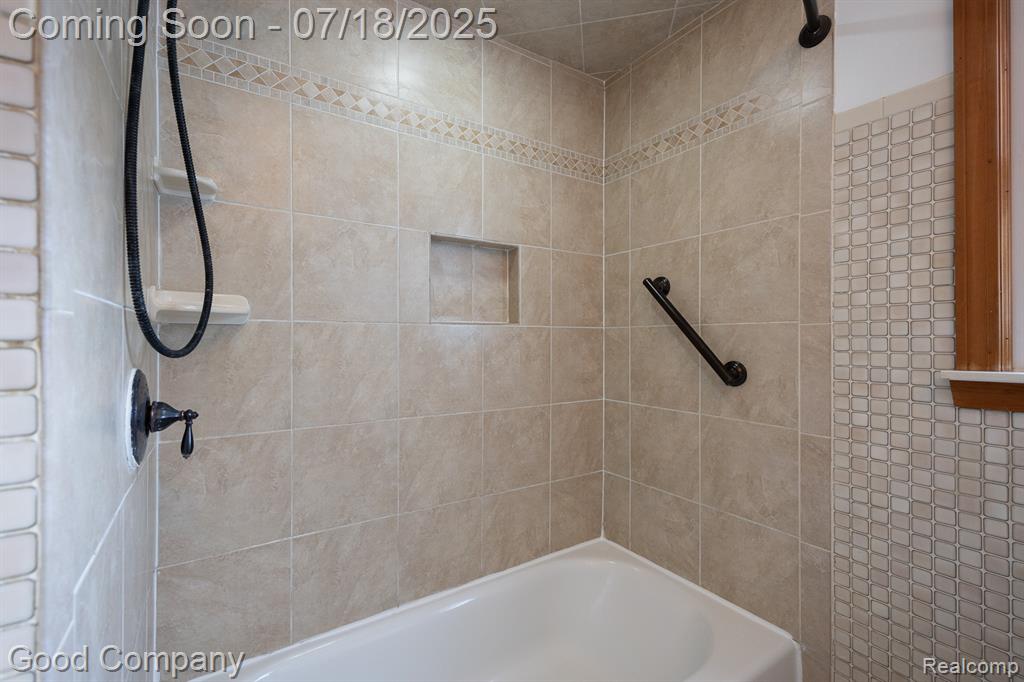 923 E 4th Street, Royal Oak, MI 48067 — Photo 20